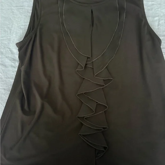 Black Ruffle Front Sleeveless Tank - Picture 2 of 4